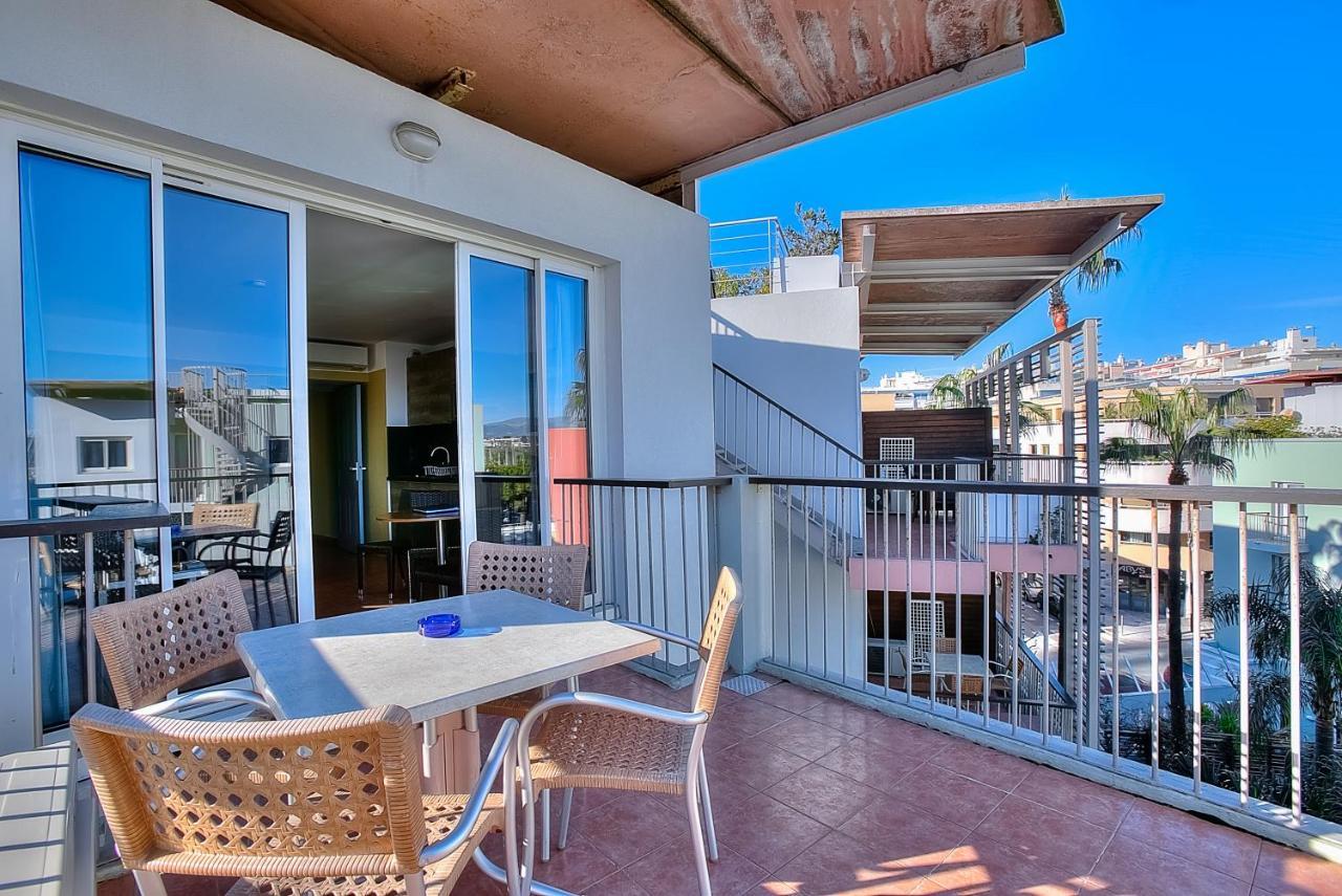 Appartement Port Prestige - Terrasse - Piscine - Parking Antibes Eksteriør bilde